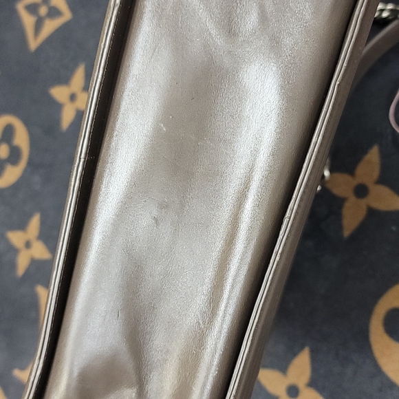 Le boy chanel tote bag available for trade(sold) - Picture 15 of 17